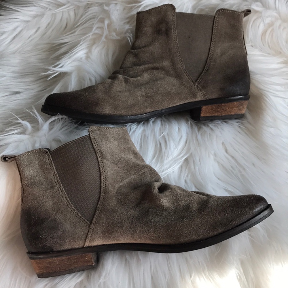 Naughty Monkey Bootie (Like New!)